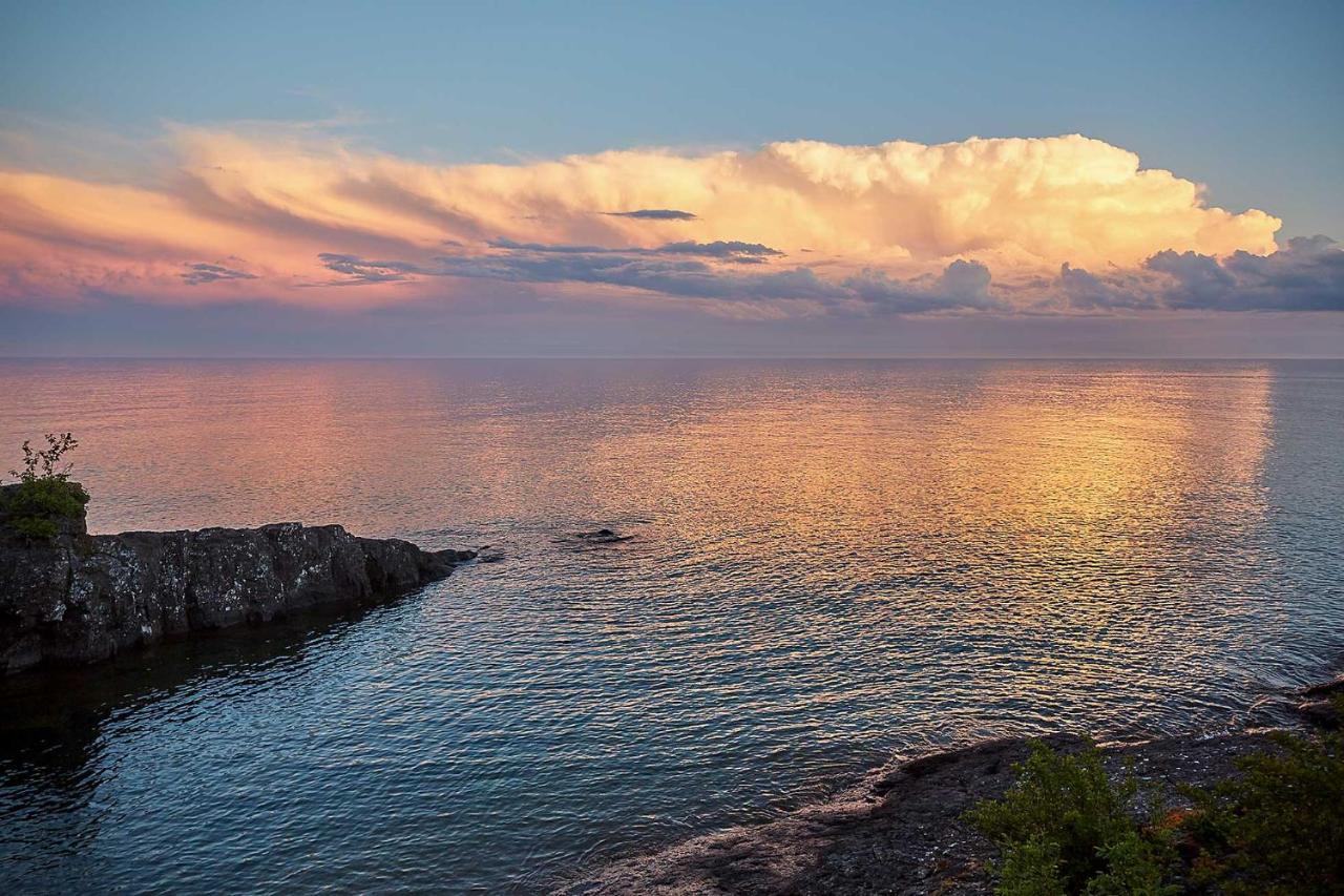 Reflections Cabin On Lake Superior - Near Lutsen Schroeder Kültér fotó